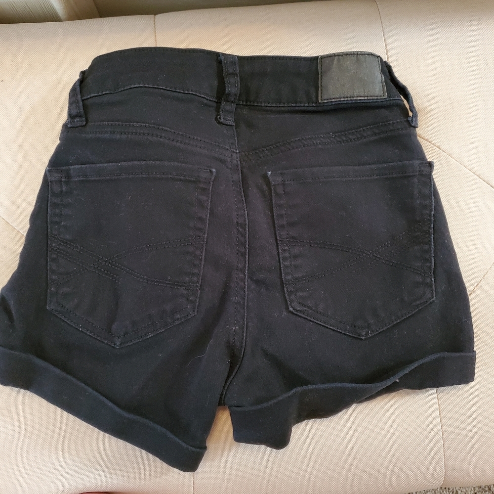 Black swan Highwaisted shorts
